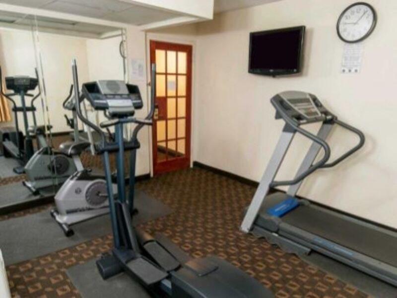 Quality Inn Істон Екстер'єр фото