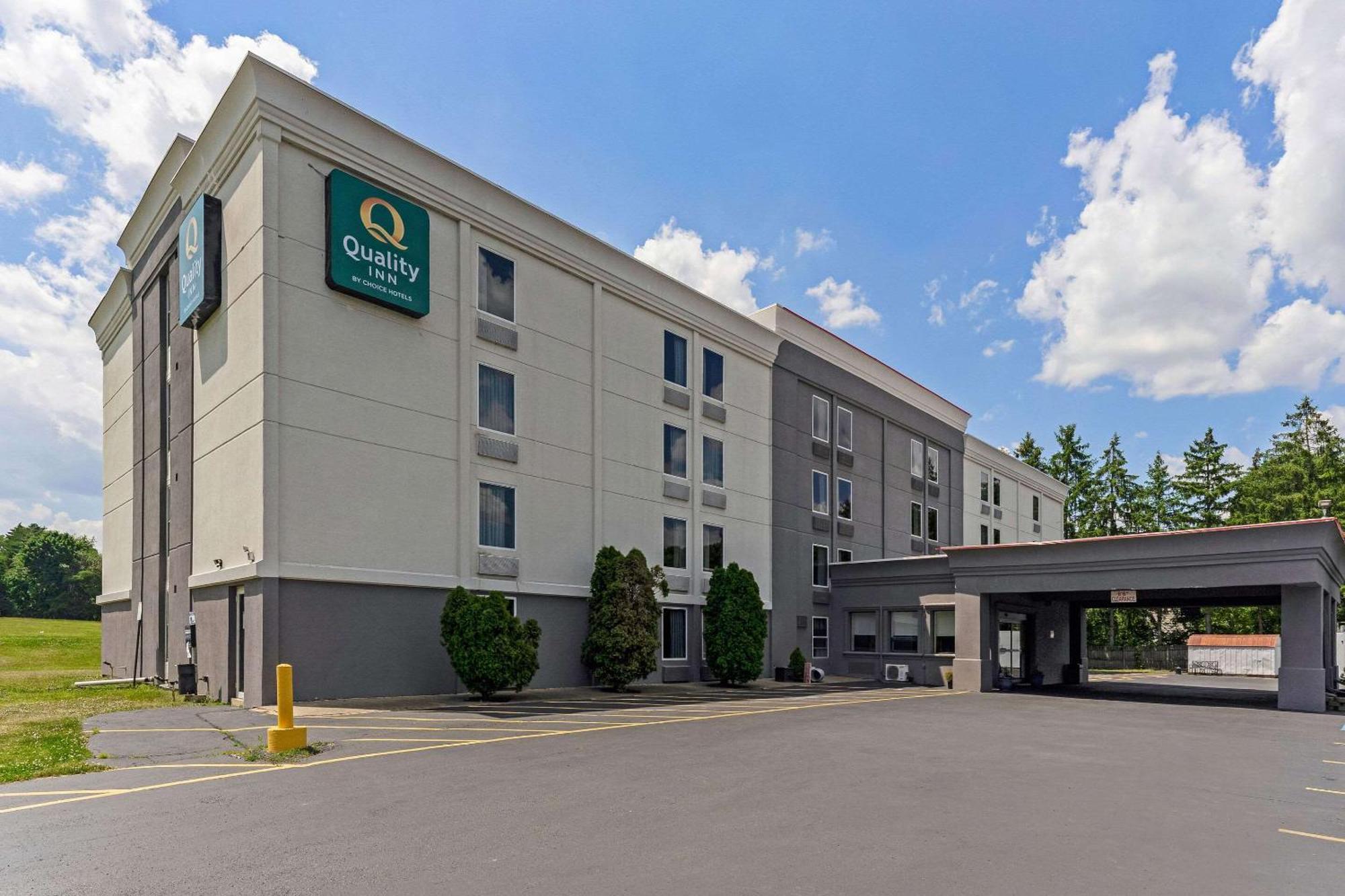 Quality Inn Істон Екстер'єр фото