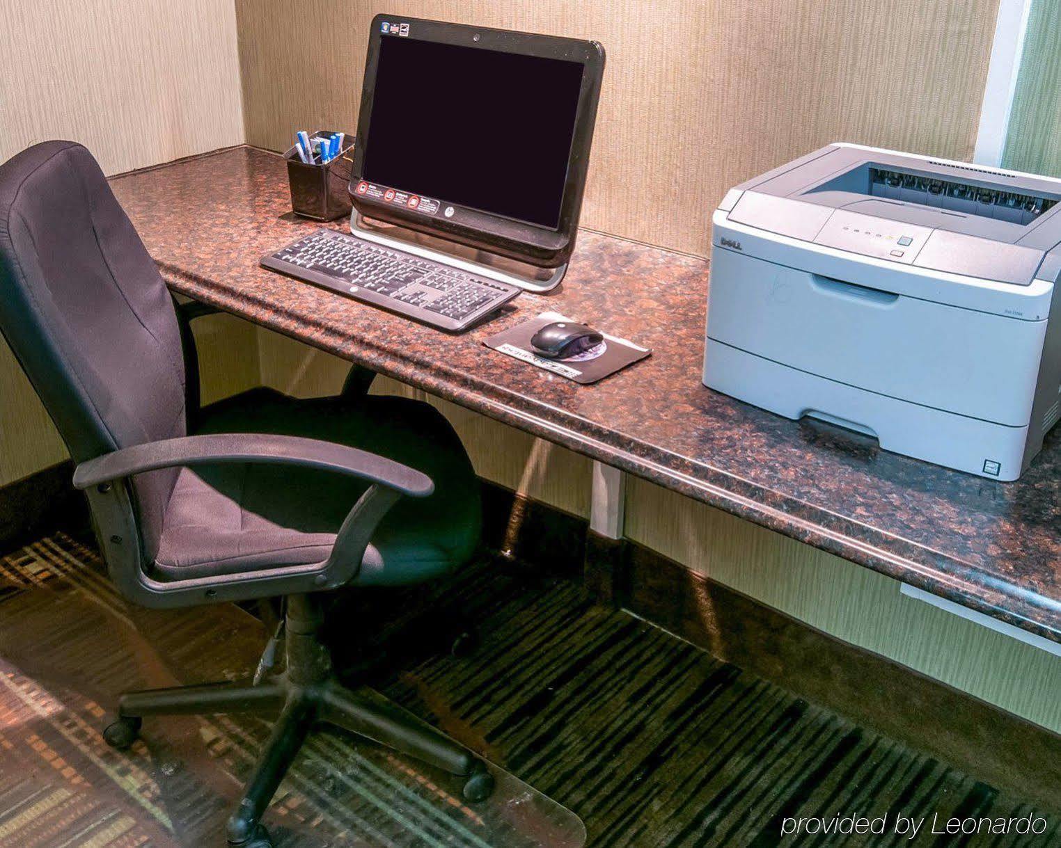 Quality Inn Істон Екстер'єр фото