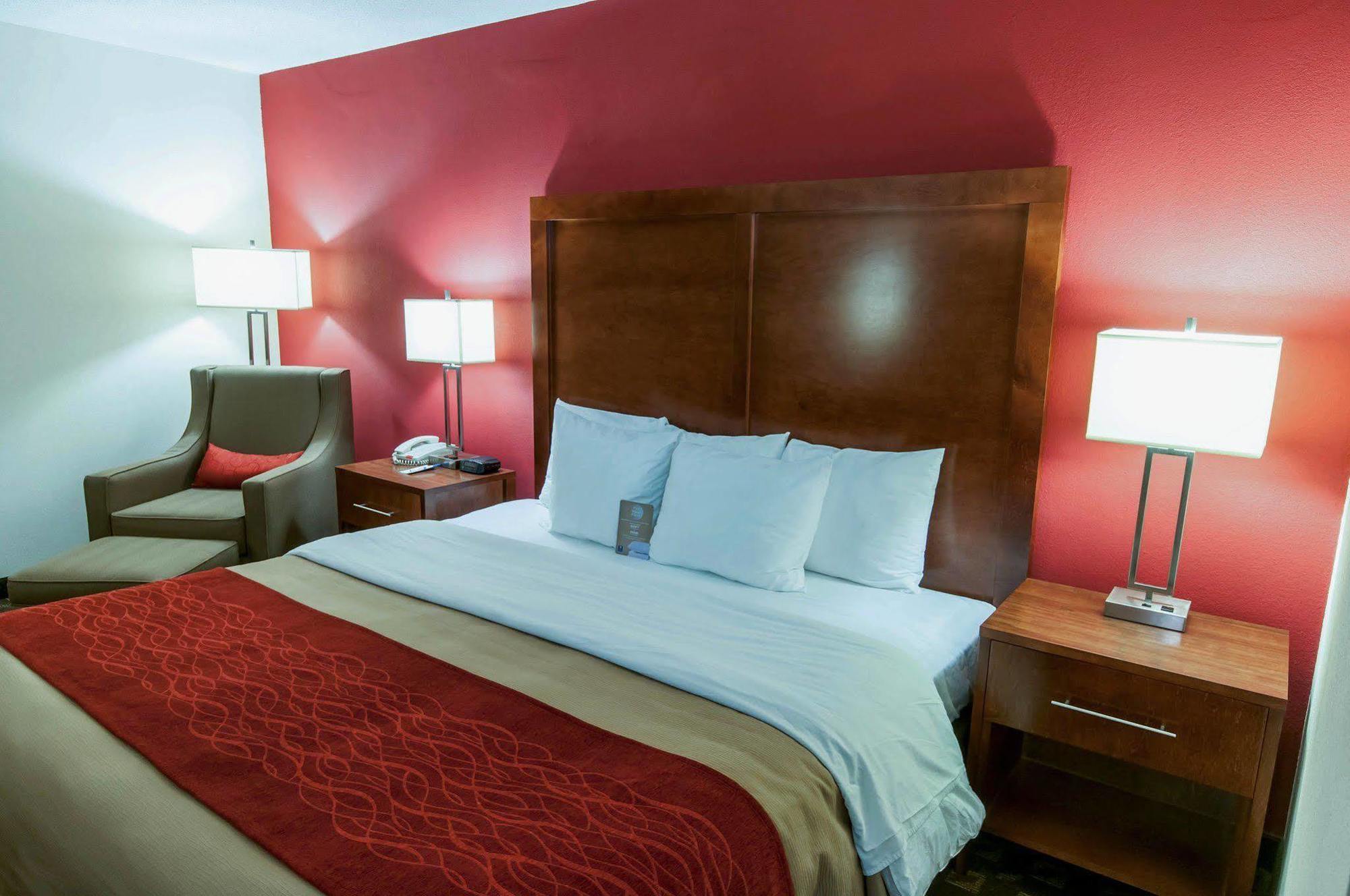 Quality Inn Істон Екстер'єр фото